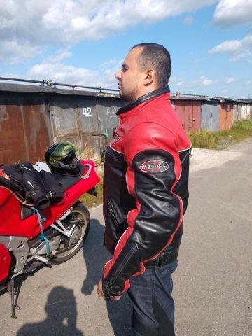 Мотоциклетная кожаная куртка. L