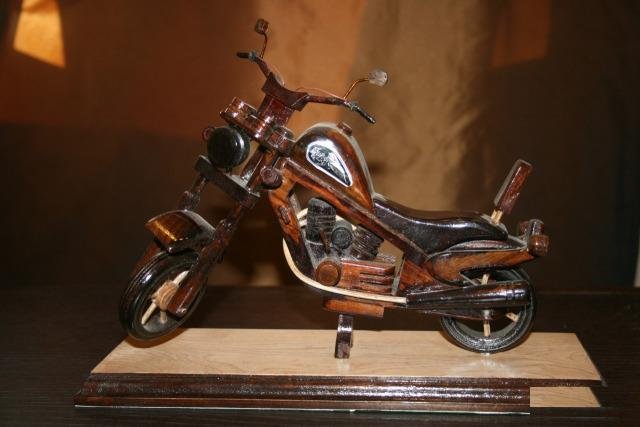 Сувенирная модель мотоцикла Harley-Davidson