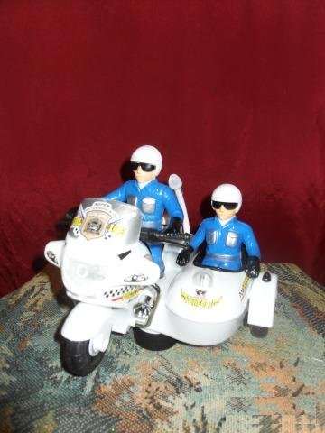 Полицейский мотоцикл и др игрушки