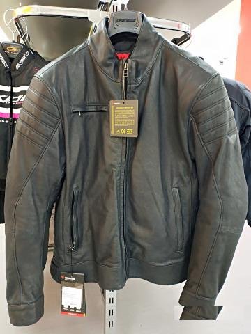 Мотокуртка dainese bryan leather jacket