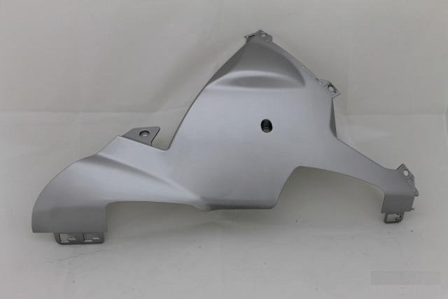 Боковой нижний пластик R yamaha YZF-R1 2002-2003