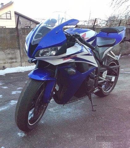 Honda CBR600RR 2008г по запчастям