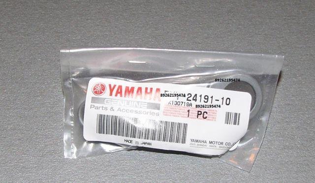 Для Yamaha R6 кронштейн крепления 5VY-24191-10-00