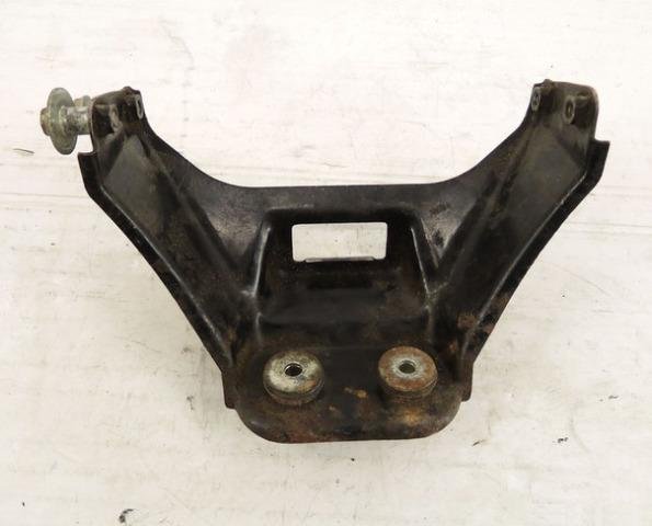 Кронштейн бензобака Kawasaki ZRX400 1994-2008