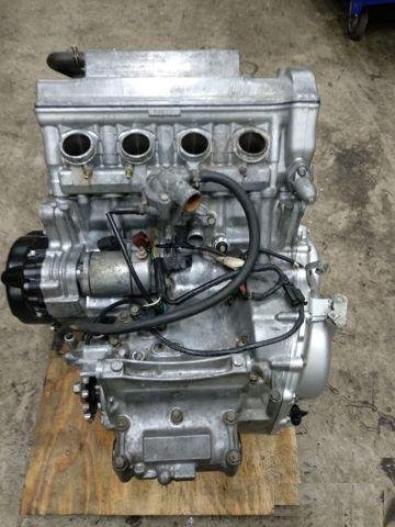 Двигатель Honda CBR600F4