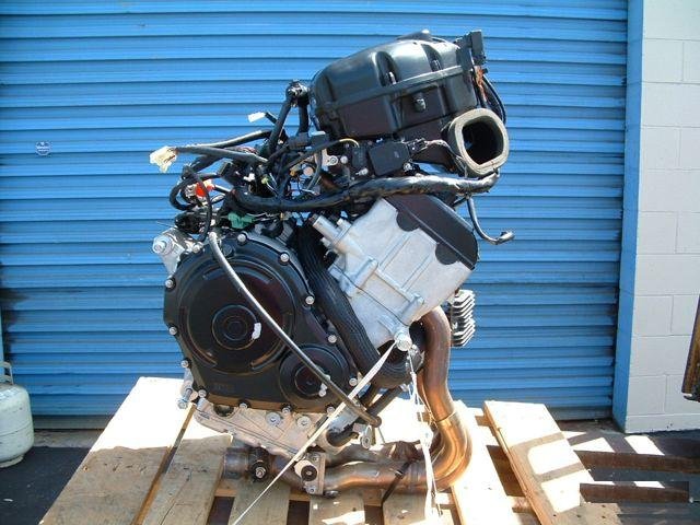 Двигатель gsx-r 600 k6 k7 в разбор