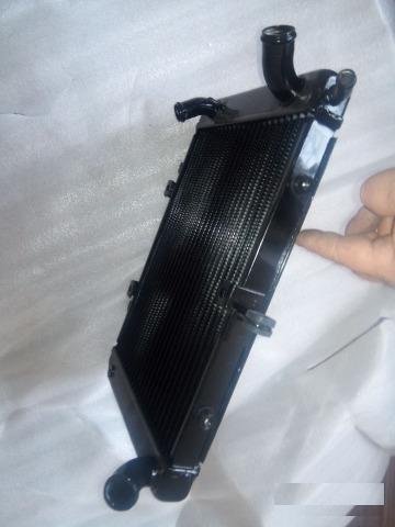 Радиатор охлаждения suzuki gsr400 gsr600 2004-2010