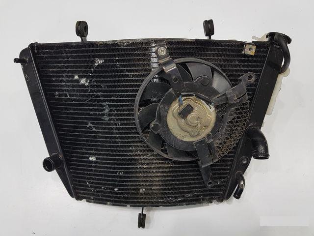 Радиатор охлаждения Suzuki gsxr 600 k6 k7