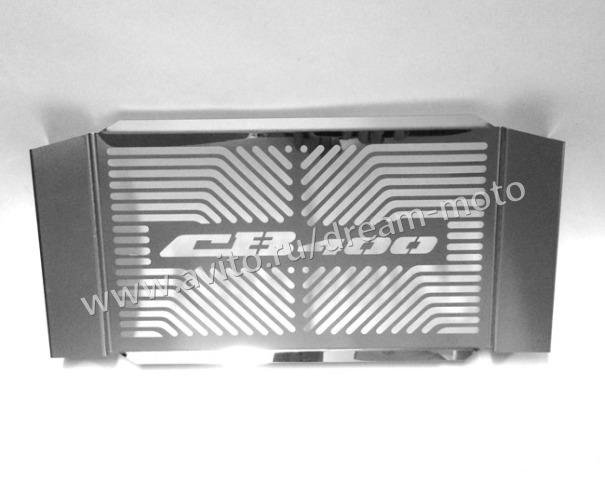 Решетка радиатора Honda CB400