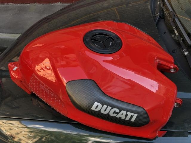 Бензобак Ducati Panigale 1299 1199