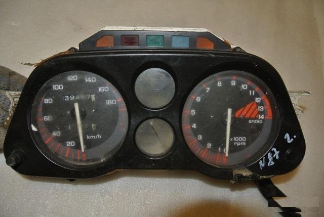 Приборная панель Honda CBR750 1988 г №87