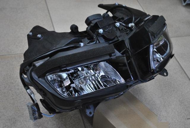 Фара Honda CBR600RR 2013- оригинал