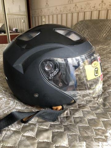 Шлем для езды на мотоцикле