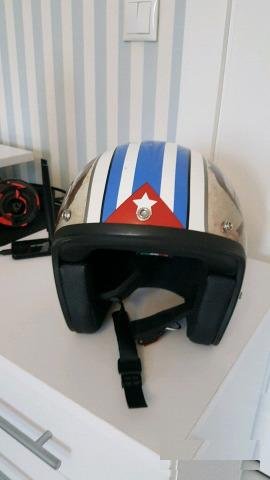 Дизайнерский шлем