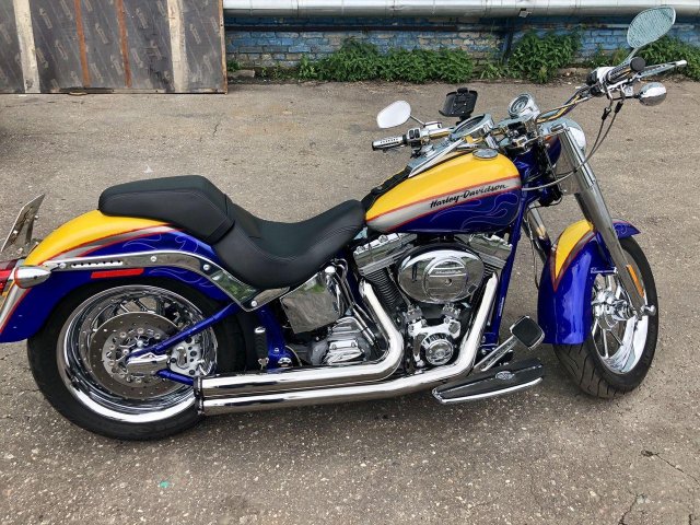 Продам мотоцикл Harley Davidson CVO