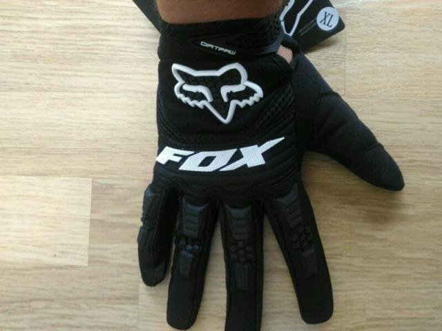 Перчатки Fox dirtpaw