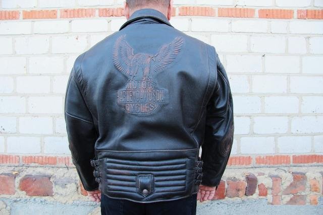 Продам кожаную куртку Harley Davidson Оригинал
