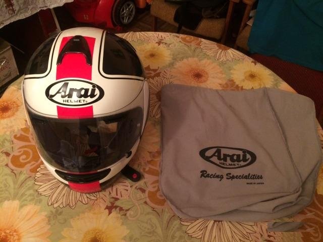 Шлем Arai