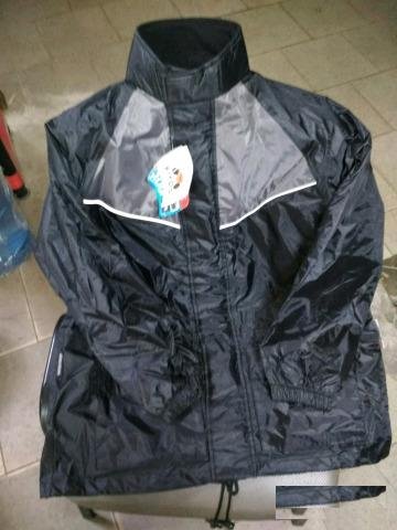 Куртка дождевик с воротником, размер XL