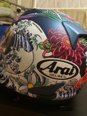 Продается шлем Arai