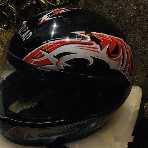 Шлем на мотоцикл/скутер/мопед