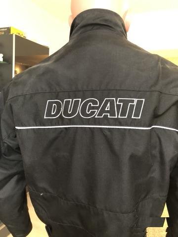 Мото куртка Ducati