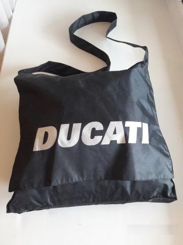 Костюм-дождевик Ducati
