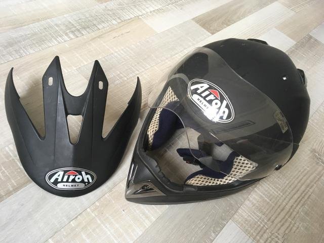 Продам шлем Airoh helmet