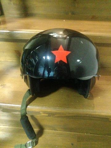 Каска-шлем со звездой
