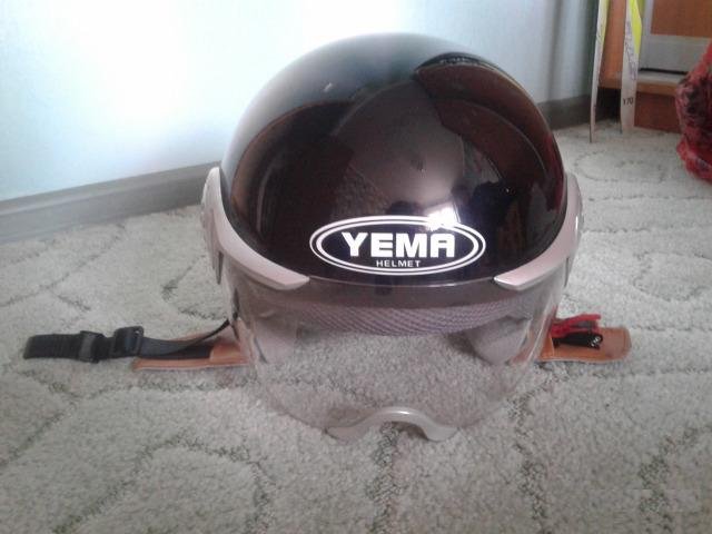 Мотошлем Yema Helmet