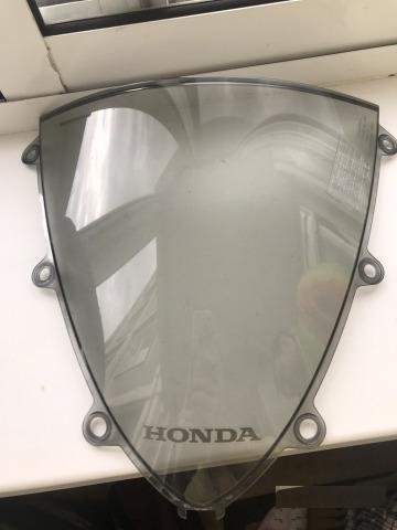 Ветровое стекло на Honda CBR1000RR