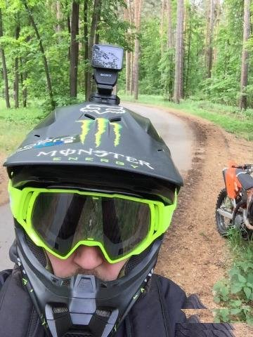 Fox Racing V3 RC Рикки Кармайкл Monster Energy шле