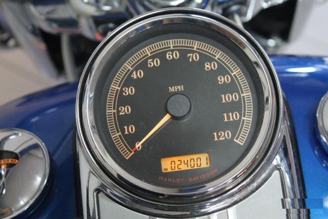 Harley-Davidson flhrc Road King Classic (6942)