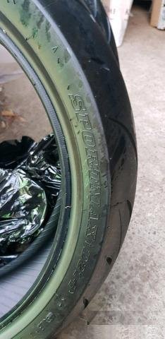 Комплект моторезины 180/55 R17 и 120/70 R17 Dunlop