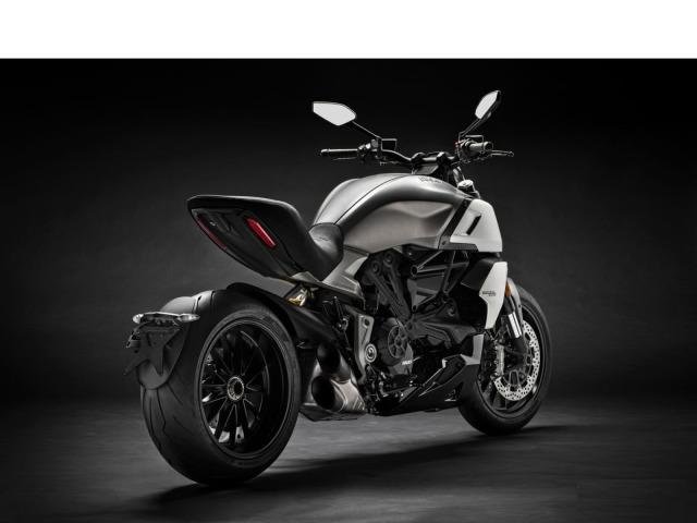 Мотоцикл ducati Diavel 1260 - Sandstone Grey (2019