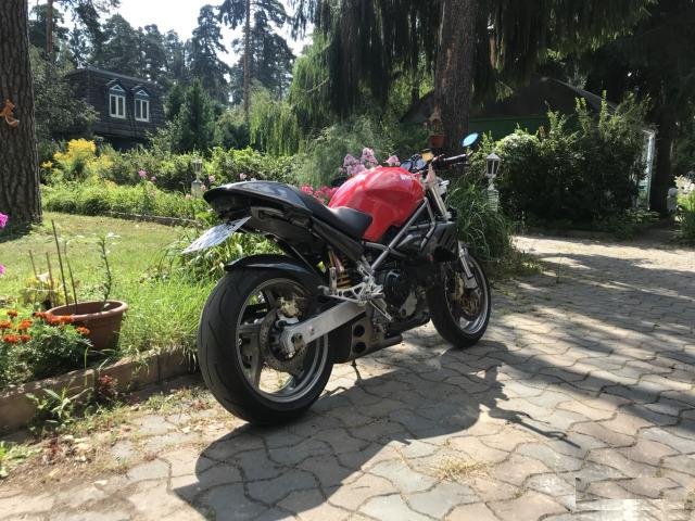 Ducati monster s4