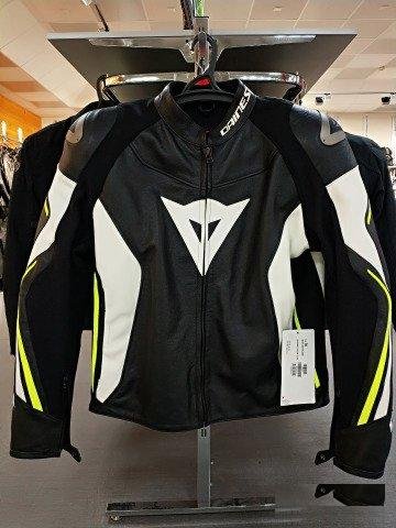 Мотокуртка dainese assen leather jacket