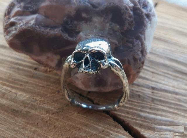 Перстень "Skull & bone"