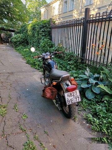 Парковочное место для велосипеда или мотоцикла, це