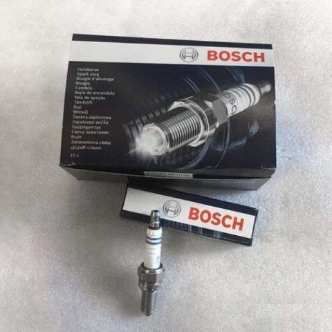 Свеча зажигания Bosch Honda CB 400 92-07