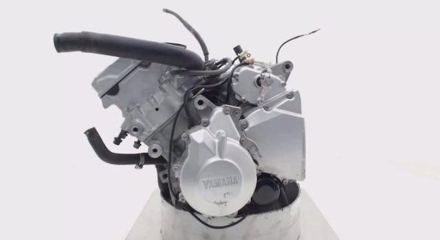 Yamaha yzf-r6 мотор