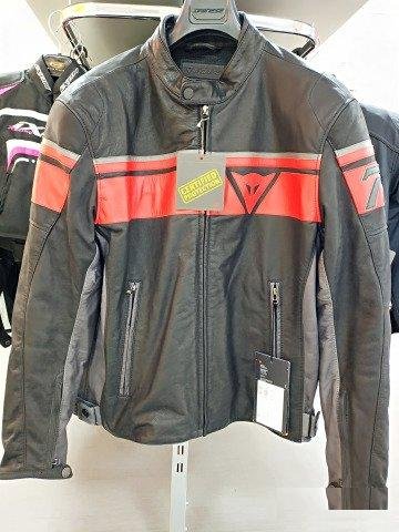 Мотокуртка dainese blackjack leather jacket