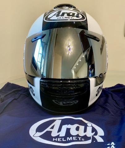 Шлем Arai Chaser V Thrill XL 61-62 см