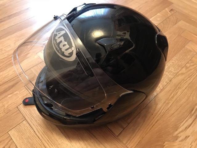 Мото шлем Arai Quantum ST черный