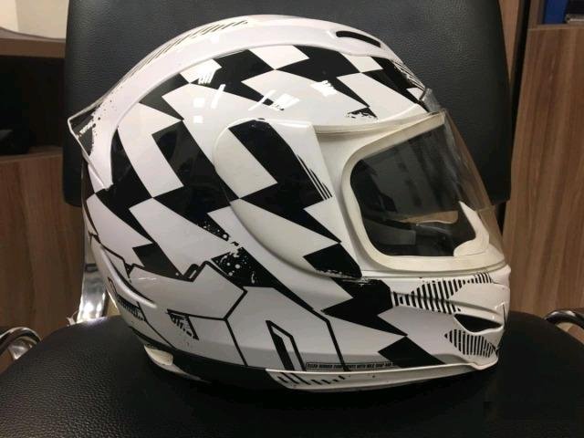 Мото шлем icon