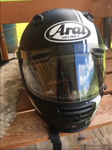 Продам шлем Arai helmet