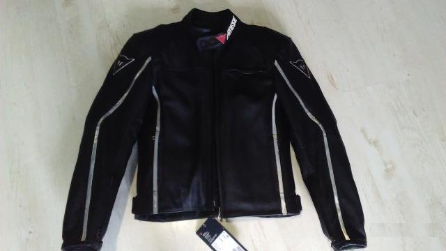 Кожаная мотокуртка новая Dainese SF Pelle