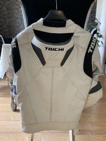 Мото куртка Taichi (еuro 52)