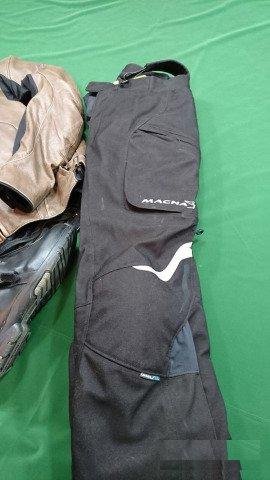 Мотокуртка Alpinestars, мотобрюки Macna Logic, шле