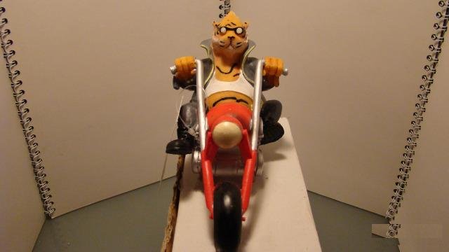 Декоративная фигурка Тигр на мотоцикле байкер